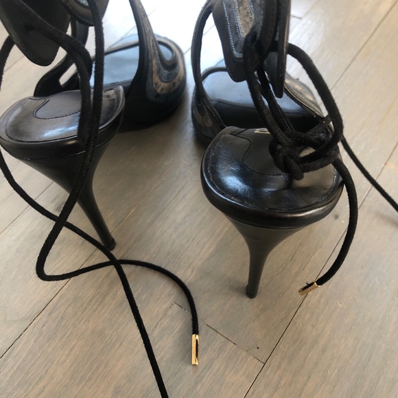 Ferragamo Faustine Sandals NWOT - Picture 6 of 6